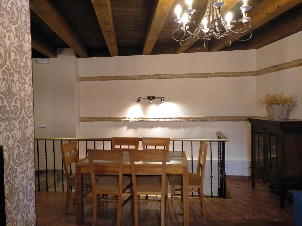 Apartamentos La Casa Del Grial Toledo Esterno foto