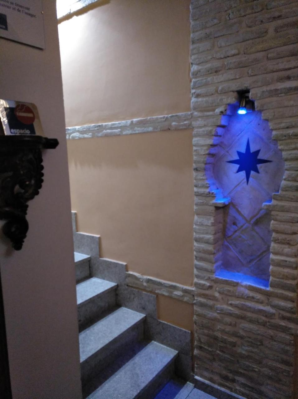 Apartamentos La Casa Del Grial Toledo Esterno foto